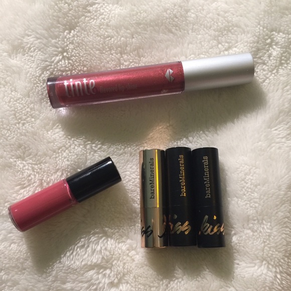 💫 Makeup bundle!! 💫 - Picture 3 of 7